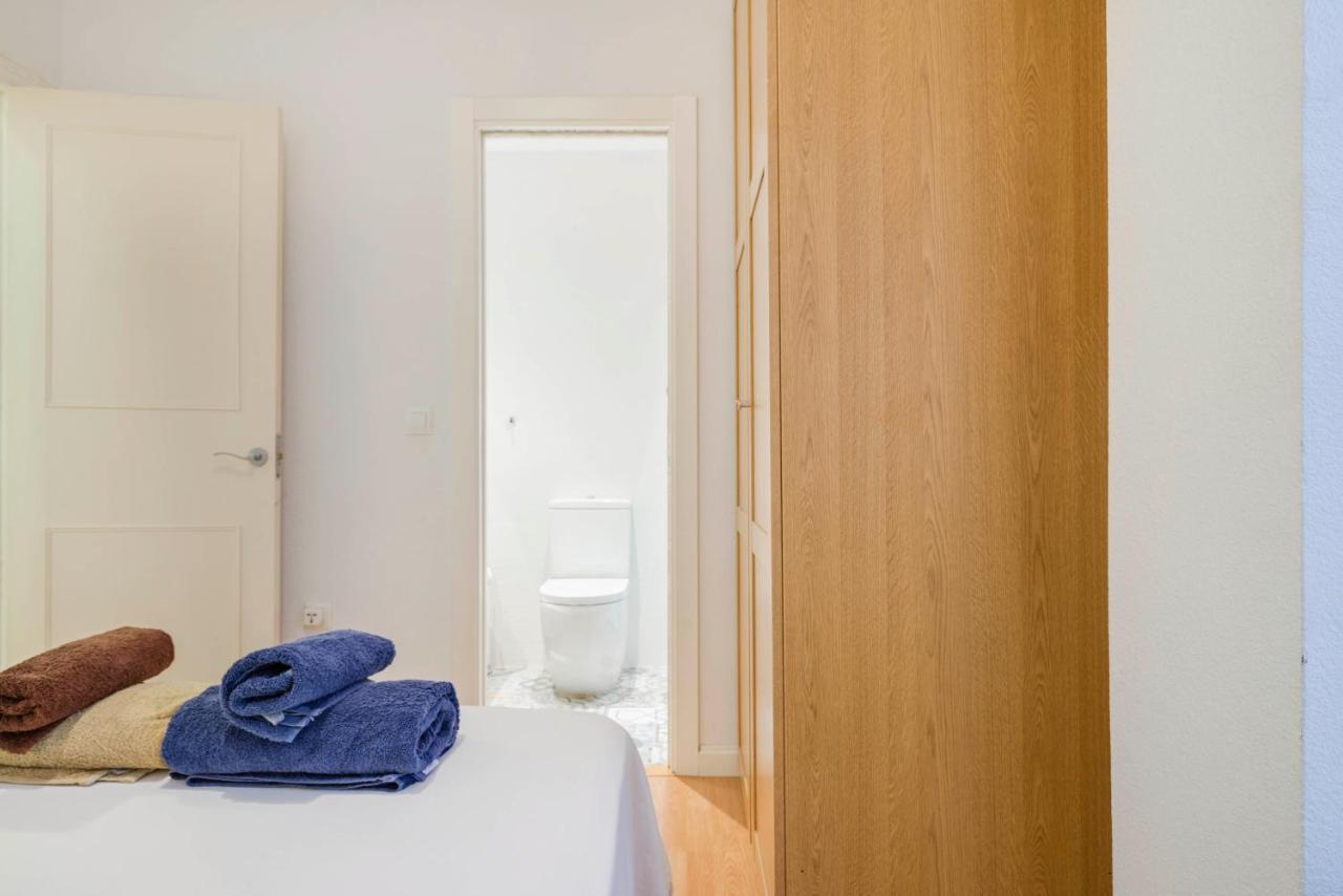 Urbanchicmalaga 3 Bedroom Spacious Quiet Historic Malaga Apt Eksteriør bilde